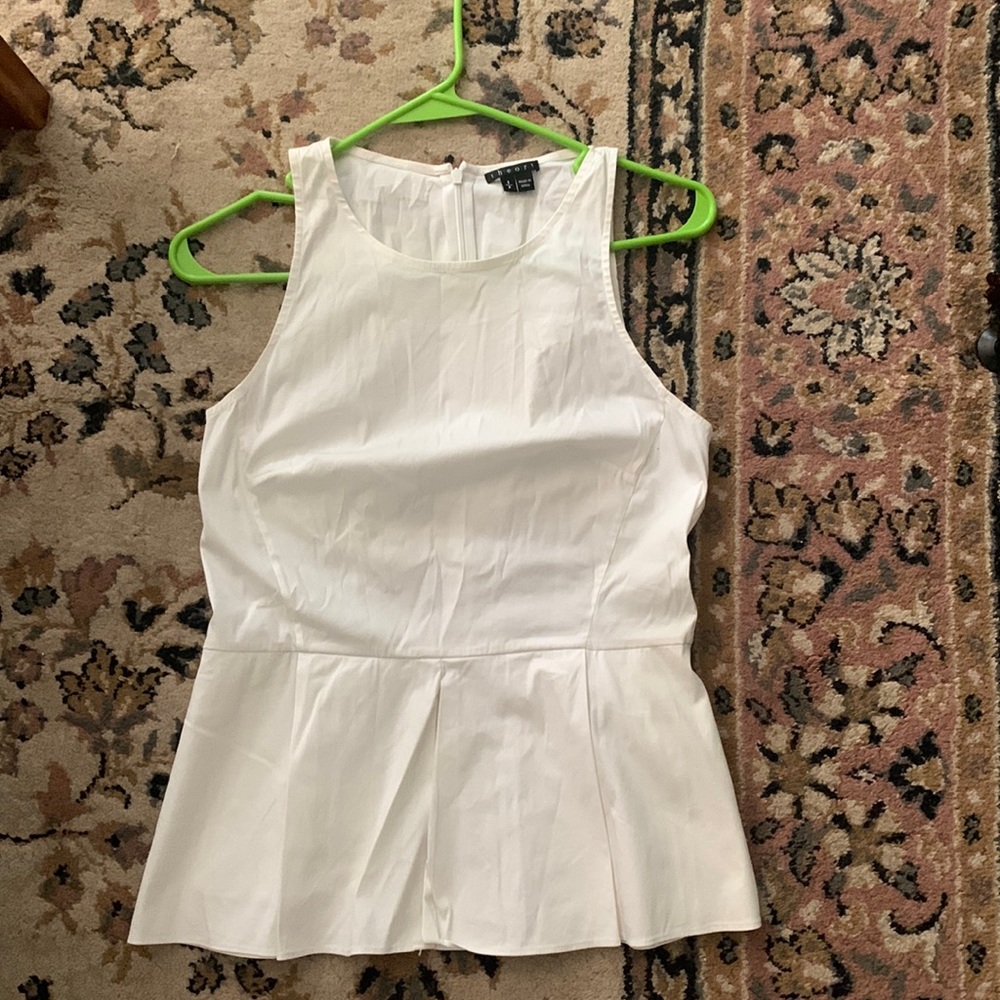 Theory pendulum adorable zip back blouse